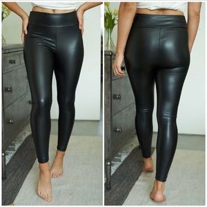 Bringing Sexy Back Leggings